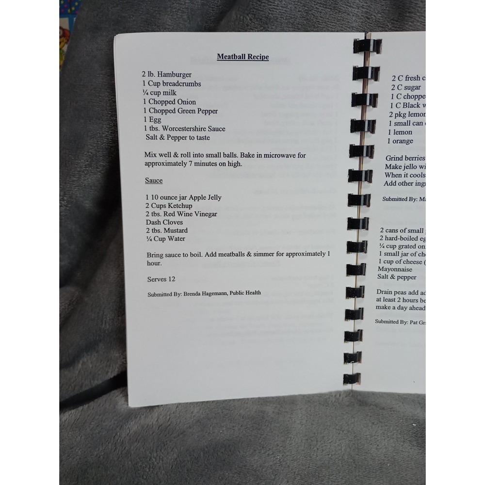 Forsyth County Employees Arts Council Cook Book Winston-Salem,‎ NC 2009 Local - Picture 6 of 11